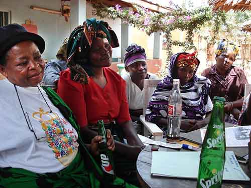 Gruppe infizierter Frauen